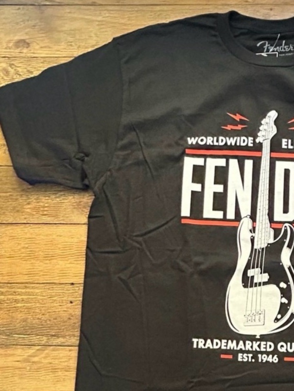 FENDER Black Graphic Tee with a Fender Guitar Logo Unisex - Picture 5 of 11